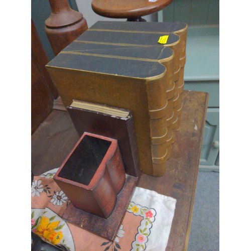 418 - Faux book & book end box 