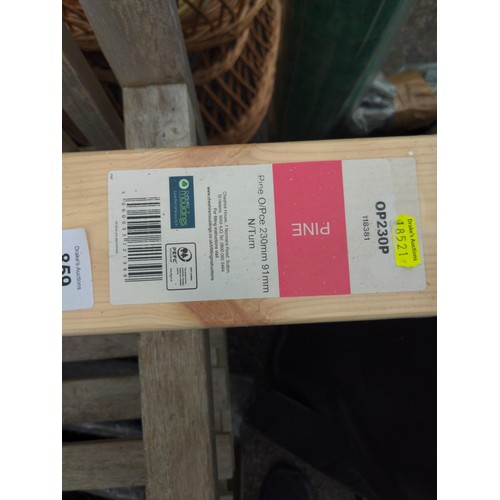 859 - Pine newel post, 230 x 91mm, as new