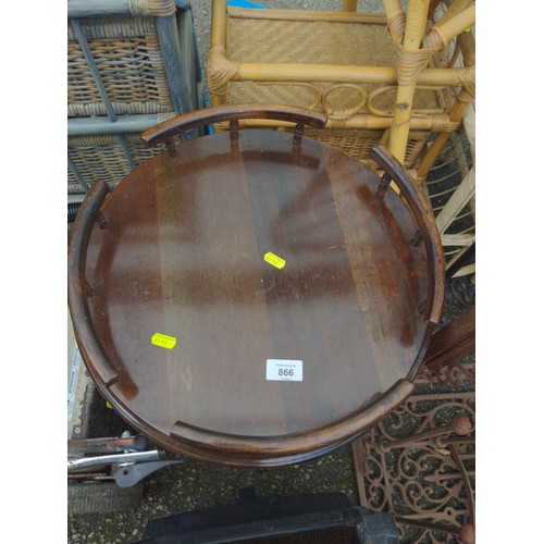 866 - Galleried circular topped occasional table, diameter 41cm