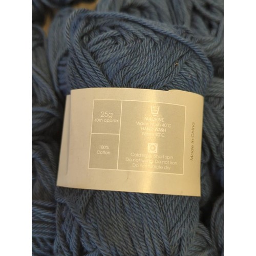 585C - 50 x 25gm dark blue yarn