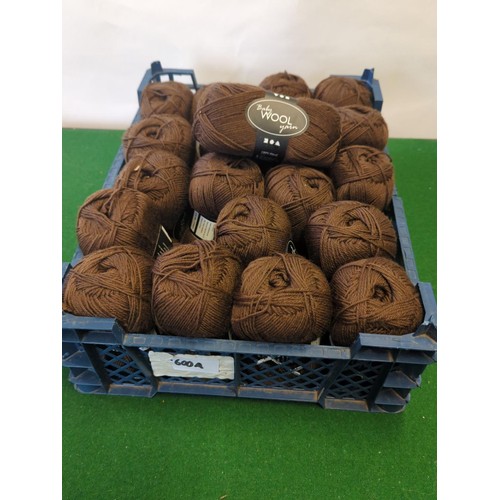 600A - 20 x 50gm balls of brown 100% baby wool