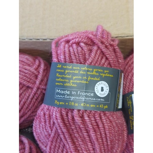 600C - 17 x 25 gms sorbet (pink) yarn