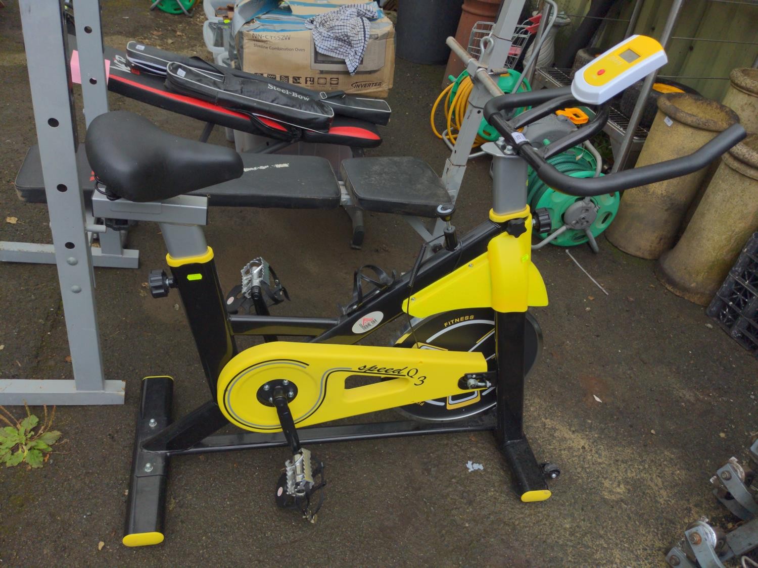 Speed q3 on sale spin bike