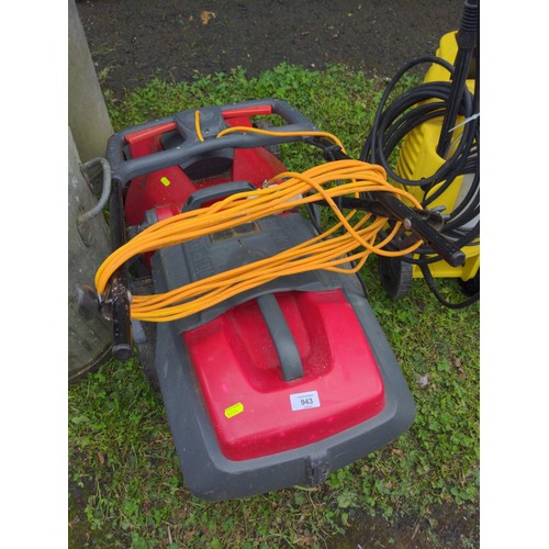 943 - Mountfield electric lawnmower with grass collector