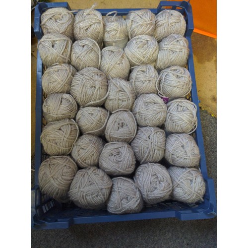 222 - Approx 30 x 25g Harmony flint balls of yarn 