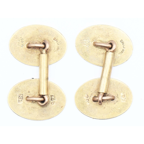 82 - Pair of 9ct gold cufflinks, 6.98 grams