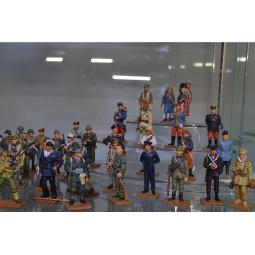 366 - Large collection of Delprado metal military figures