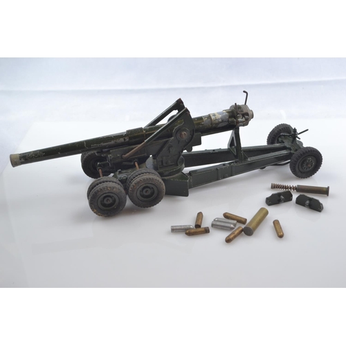 368 - Britains 155mm Gun in box