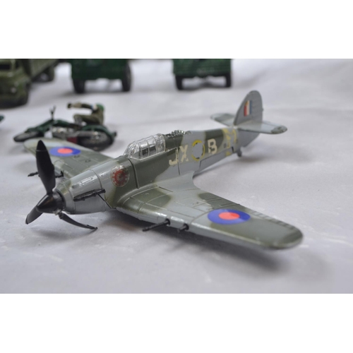 372 - Collection of military toy vehicles Inc. Corgi & Dinky Tanks, planes, guns + other vehicles