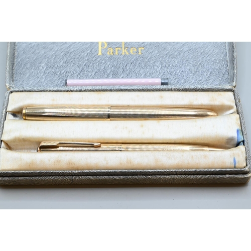 480 - Parker '51' cased set. Consisting of a rolled gold fountain pen and propelling pencil.