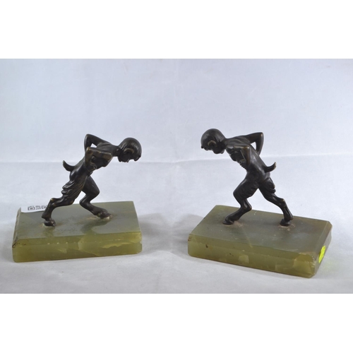 447 - Pair of bronze and onyx faun bookends, height 11.5cm, length 13cm