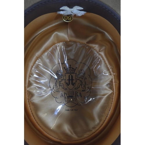 486 - Akubra pure fur felt hat BNIB size 60 with original box