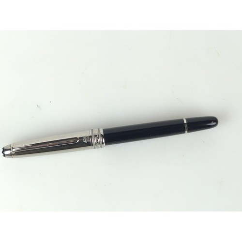 478 - Mont Blanc fountain pen, boxed with service guide