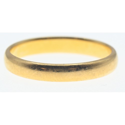 63 - 22ct gold wedding band, size J, 2.7 grams