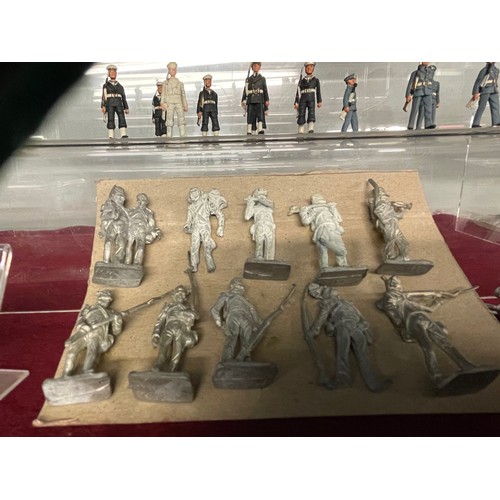 365 - Large collection of miniature military figures some painted and some ready to paint. These are cast ... 