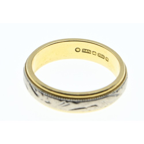 57A - 18ct white and yellow gold band with sweeping engraved pattern. Size N. Gross weight 6.4g