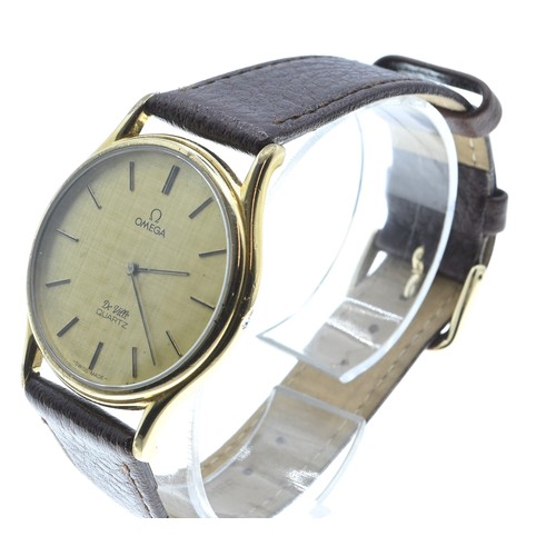 33A - Omega De Ville quartz watch, case back numbered 196 052, case diameter 34mm, with later leather stra... 