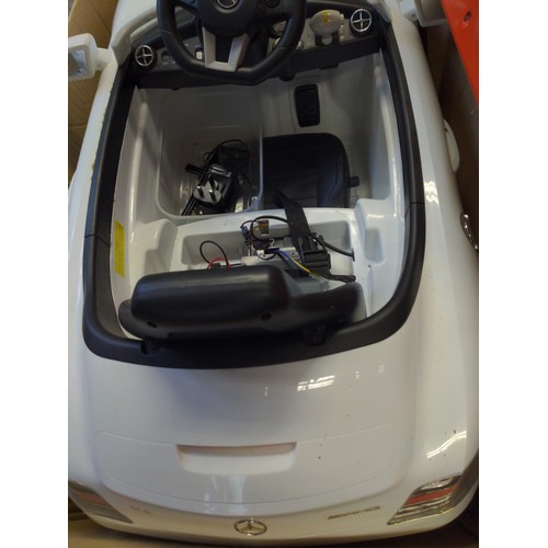 163 - Childs electric ride on Mercedes sports car in white with battery and charger.