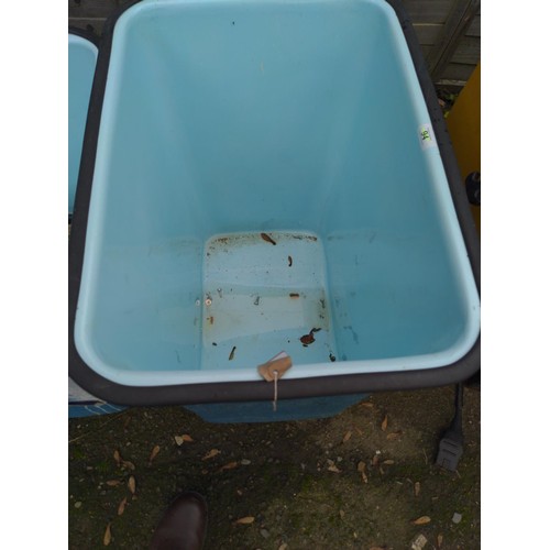 261 - Large blue plastic wheeled tub, 46 x 63 x H76cm