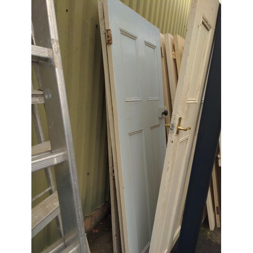 276 - Four painted internal doors of various sizes, first door, H208 W 85.5