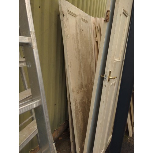 276 - Four painted internal doors of various sizes, first door, H208 W 85.5