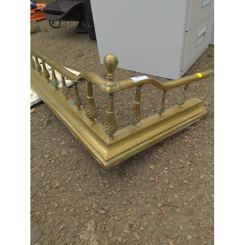 307 - Brass fire fender Victorian style W150cm approx