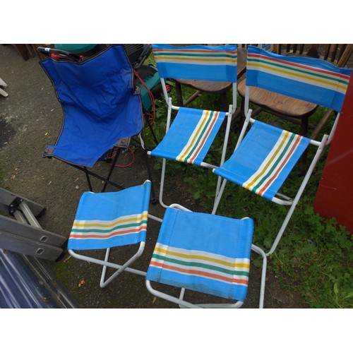 381 - Childrens garden chairs and footstools x 5 pieces.