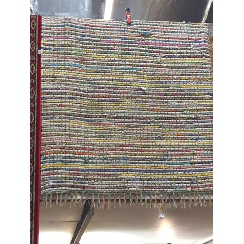 927 - Rag rug, 140 x approx. 190cm