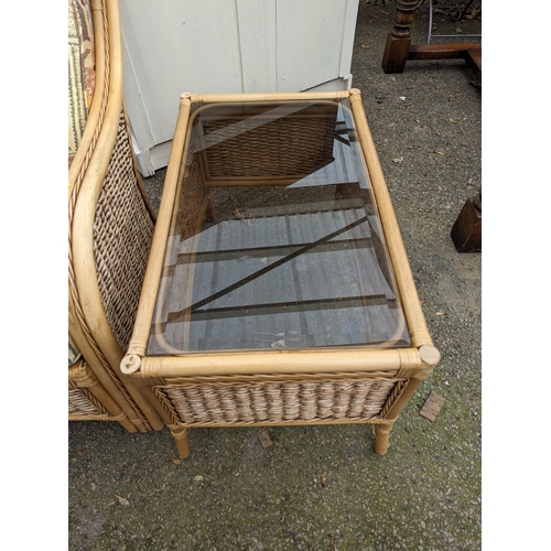 152 - Bamboo conservatory set with small glass topped table