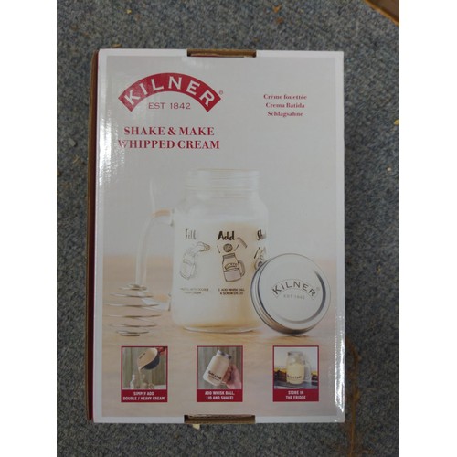 188 - 15 Kilner  Shake'n'make whipped cream kits 