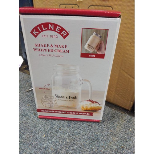 189 - 15 Kilner  Shake'n'make whipped cream kits 