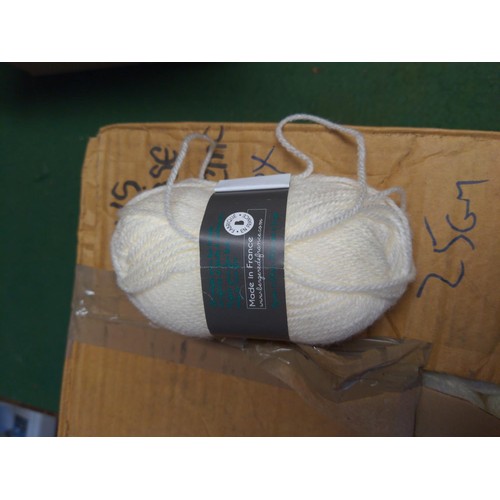 225 - Box of 50 x 25gm acrylic cream yarn 