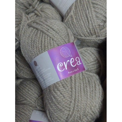 231 - box of 45 x 25gm balls of 50% wool, Crea 'impasto Dunite'