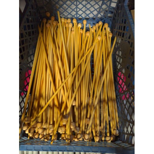 235 - 2 trays of 10mm plastic Knitting needles & a tray of shorter 4mm needles