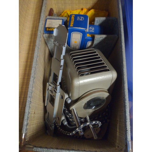 268 - Aldis vintage projector with spare bulbs plus a Luxor screen in white canvas bag.  A/F