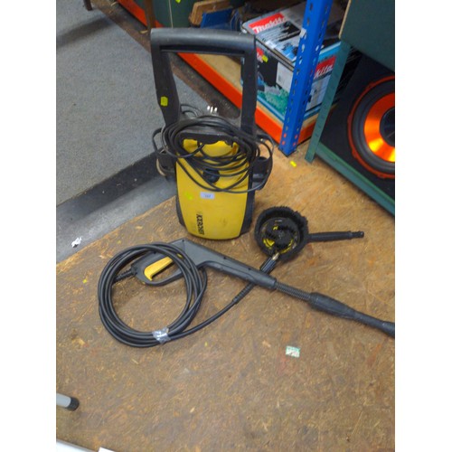 327 - Karcher 520M pressure washer with patio cleaning attachment. Thread on pressure hose out is faulty, ... 