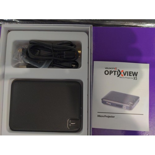 417 - OptiXView X5 Projector, 4K+ resolution mobile projector with HDMI connection. With 4K+ Optix Le... 