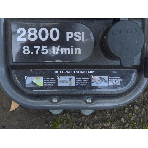 73 - Hyundai HYW3000P2  2800psi pressure washer.