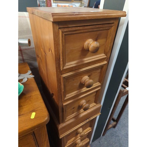 587 - Two small pine bedside cabinets each with three drawers. W29 D32 H63 cm