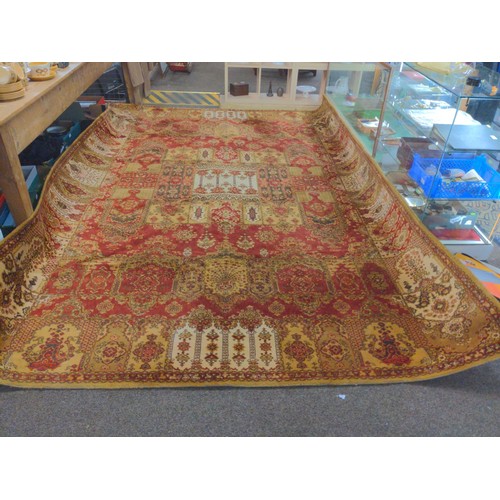 885A - English Gold & red decorated rug. 3.5m x 2.42m