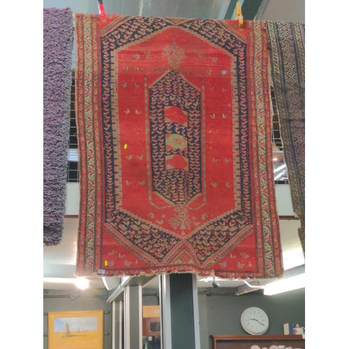 883 - Central medallion eastern rug 174 x 115cm 