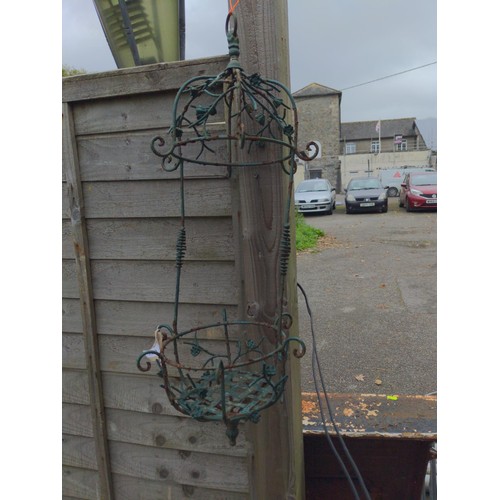 151 - Hanging wire plant holder