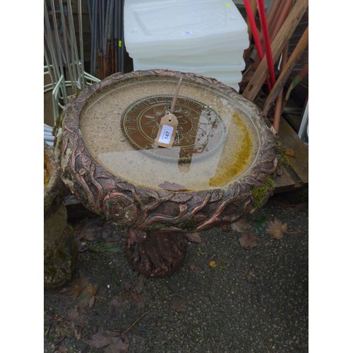 147 - Bird bath on tree style base and sundial to top. Dia 49 H62 cm