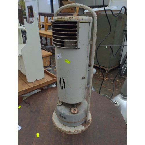 42 - Vintage Aladdin heater, sold as decorative only