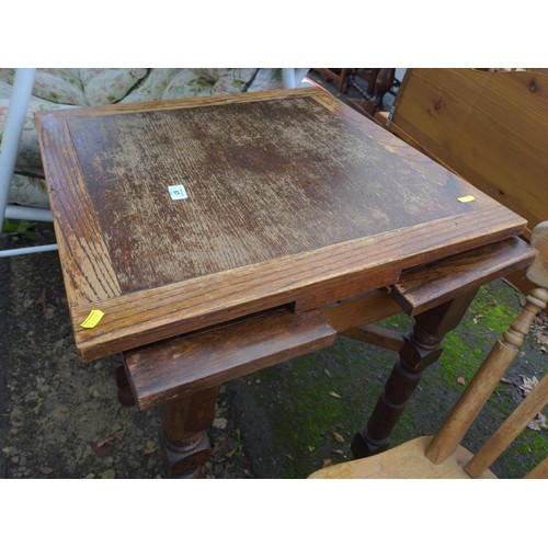 67 - Oak extending table. W60cm