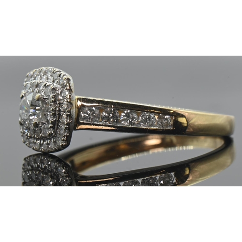 655 - 18ct gold and diamond cluster ring, size P, gross weight 3.73 grams