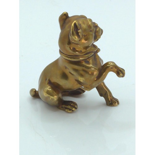 695 - Small bronze model of a bulldog L60mm x H60mm