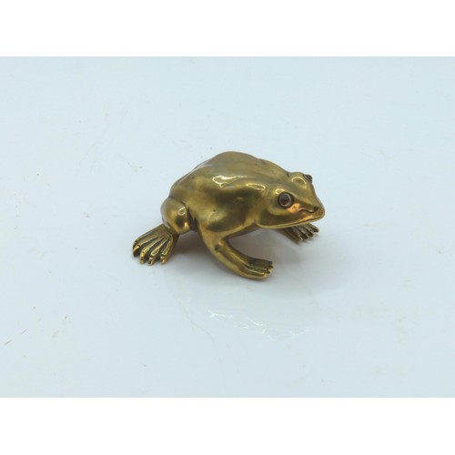 697 - Brass frog by V. Vallipuram & sons, Negombo, Ceylon (Sri Lanka) with inlaid red eyes and st... 