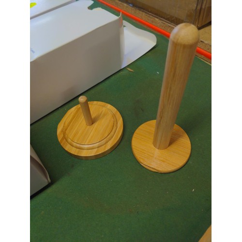 89 - 6 x boxed wooden yarn spinners
