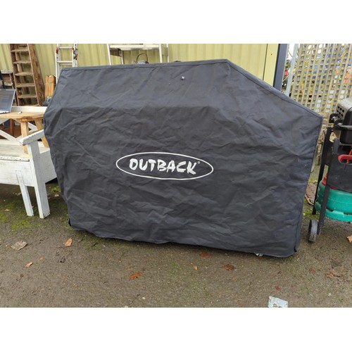 248A - Outback OUT370592 Signature 6 Burner BBQ. With internal grill and electric rotisserie, includes a si... 